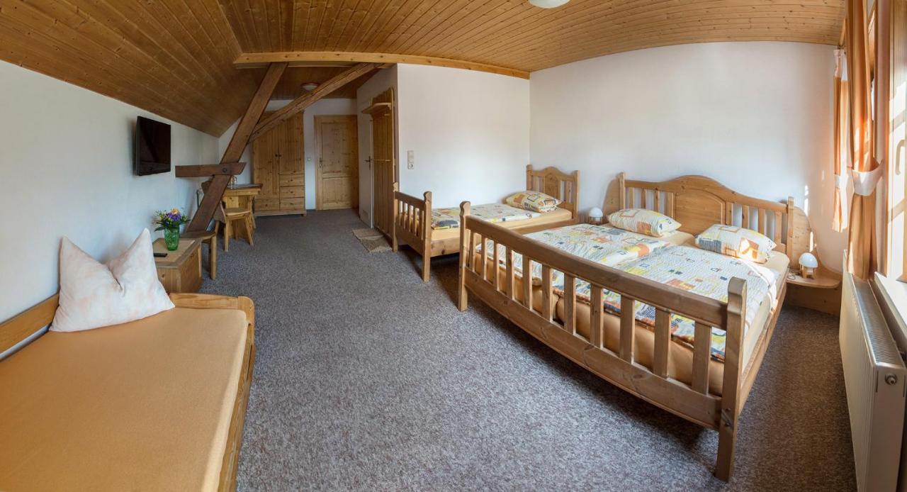 Am Roten Hammer I Gasthof Und Pension Oberwiesenthal Buitenkant foto